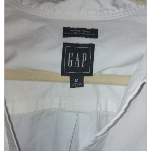 GAP White Fitted 3/4 Sleeve Button Down Shirt - Picture 3 of 6